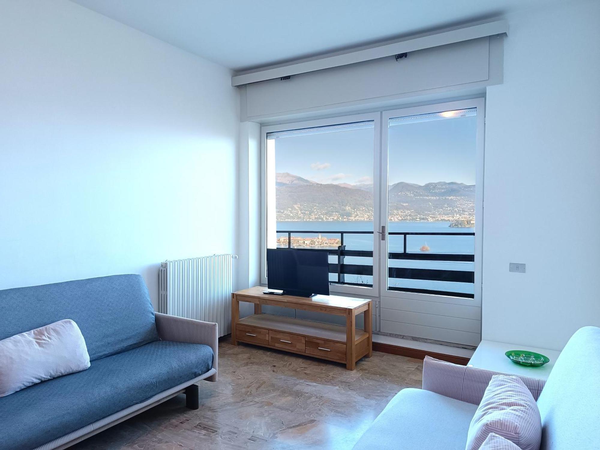 Felicita Apartment Стреза Екстериор снимка