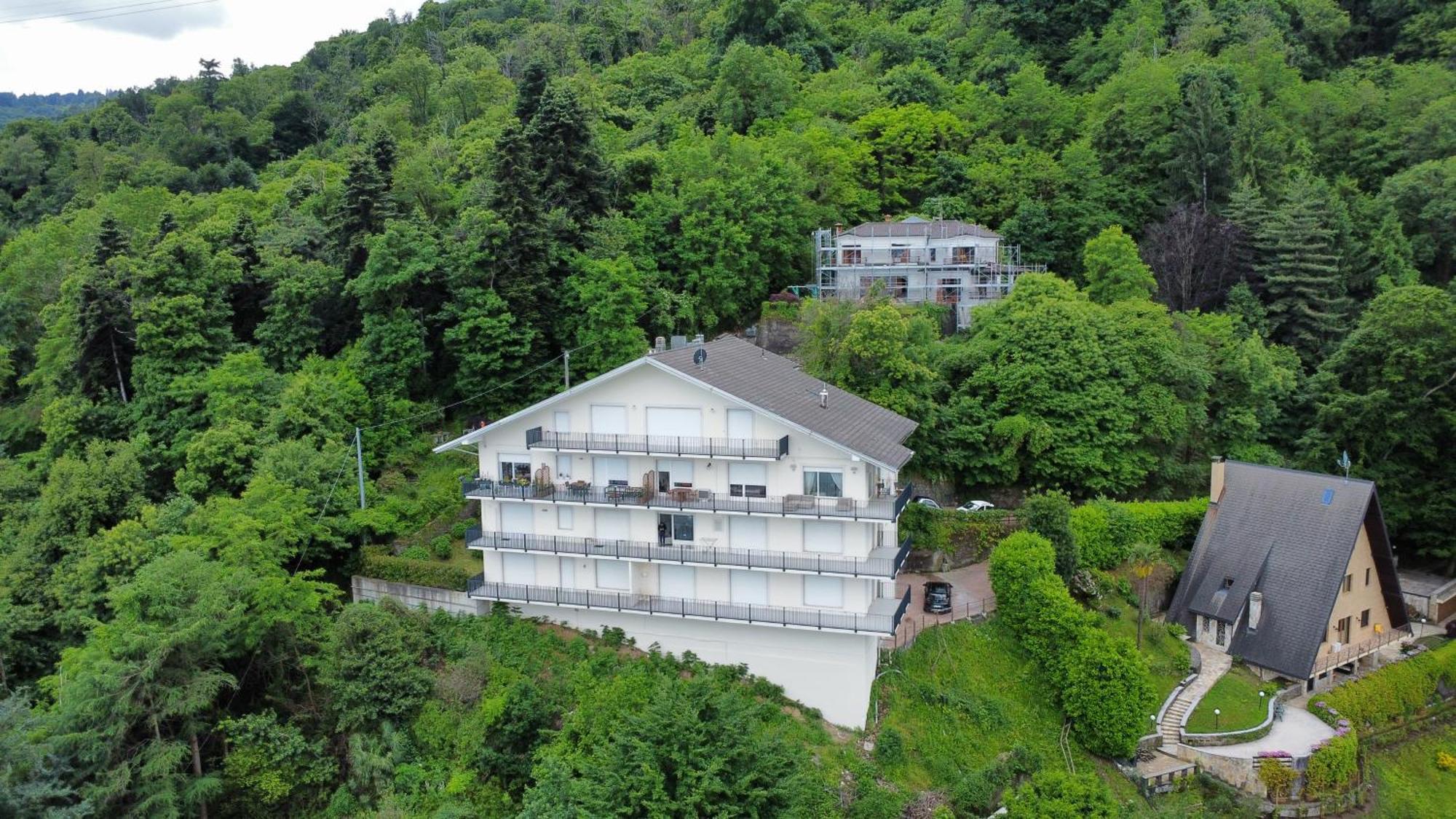 Felicita Apartment Стреза Екстериор снимка